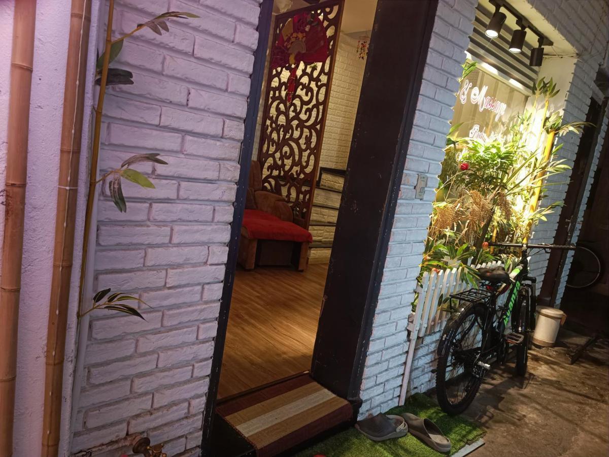 Hoan Kiem Lake Center Hanoi Eksteriør billede